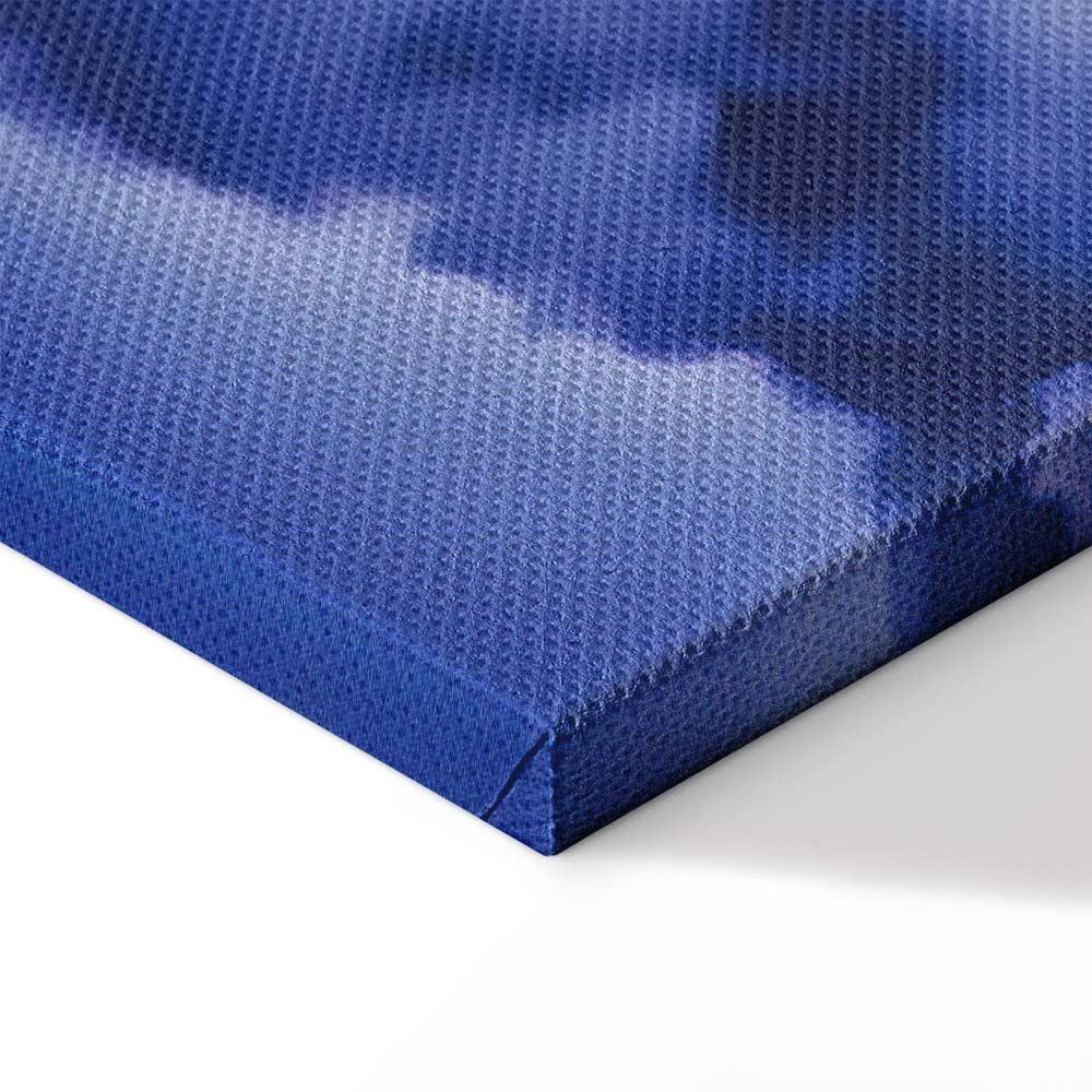 Obraz - Chmury jak malowane: artystyczne pędzle świtu malujące nieboskłon