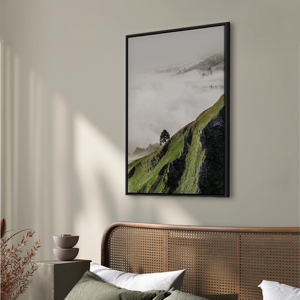 Obraz - Drzewo nad chmurami (1-częściowy) pionowy