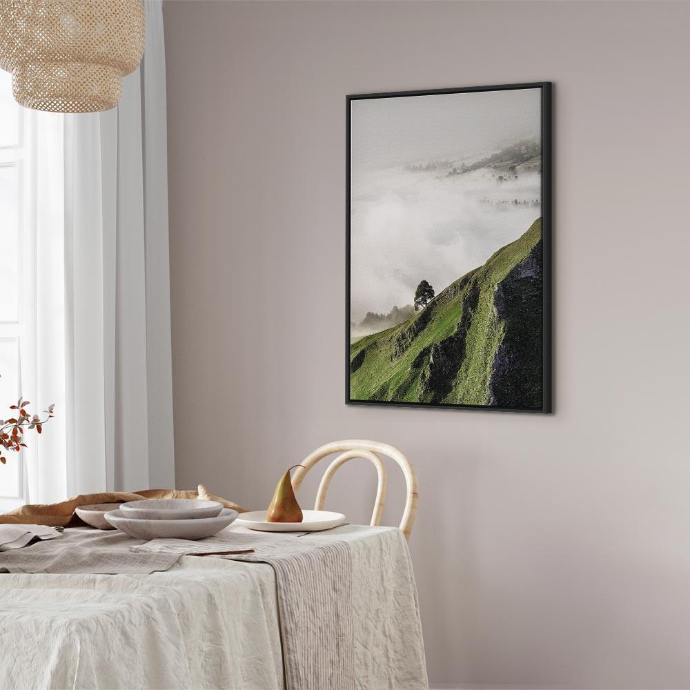 Obraz - Drzewo nad chmurami (1-częściowy) pionowy