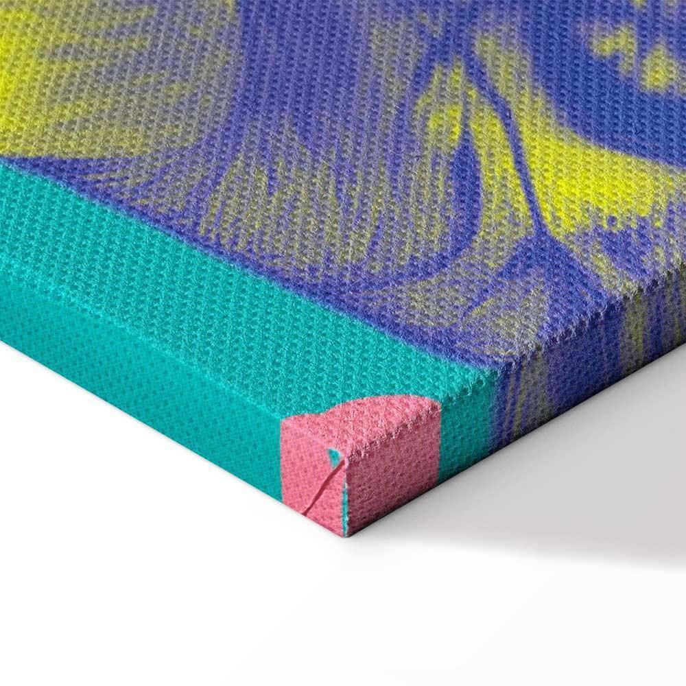 Obraz - Kolorowy tygrys - Intensywne barwy tygrysa w otoczeniu tropikalnych roślin