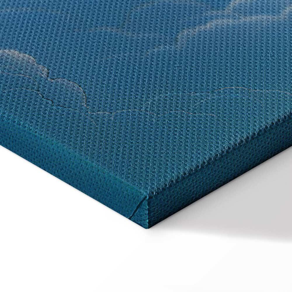 Obraz - Niebieskie niebo przełamujące się przez białe puchate chmury