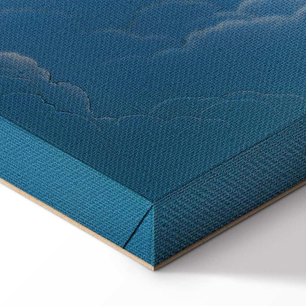 Obraz - Niebieskie niebo przełamujące się przez białe puchate chmury