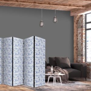 Parawan - Ilustracja w stylu vintage - niebieskie kwiaty na białym tle