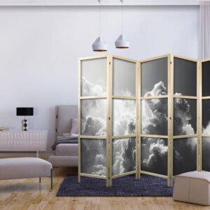 Parawan japoński - Nadzwyczajne zjawisko: Słońce rozświetlające ciemne chmury