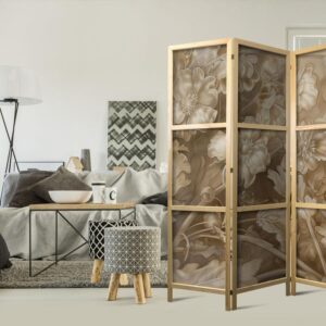 Parawan japoński - Ornamenty kwiatowe rzeźbione w delikatnych odcieniach sepii i brązu