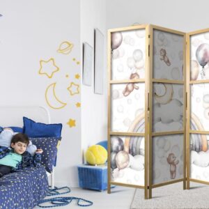 Parawan japoński - Pluszowe misie z balonikami - Latające jasno-brązowe misie pośród balonów - chmur i tęczy w stonowanej - pastelowej kolorystyce