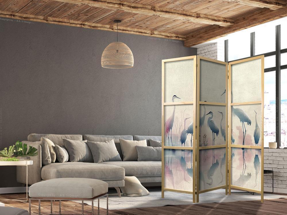 Parawan japoński - Ptaki nad jeziorem - czaple malowane akwarelą w delikatnej, szaro-różowej kolorystyce