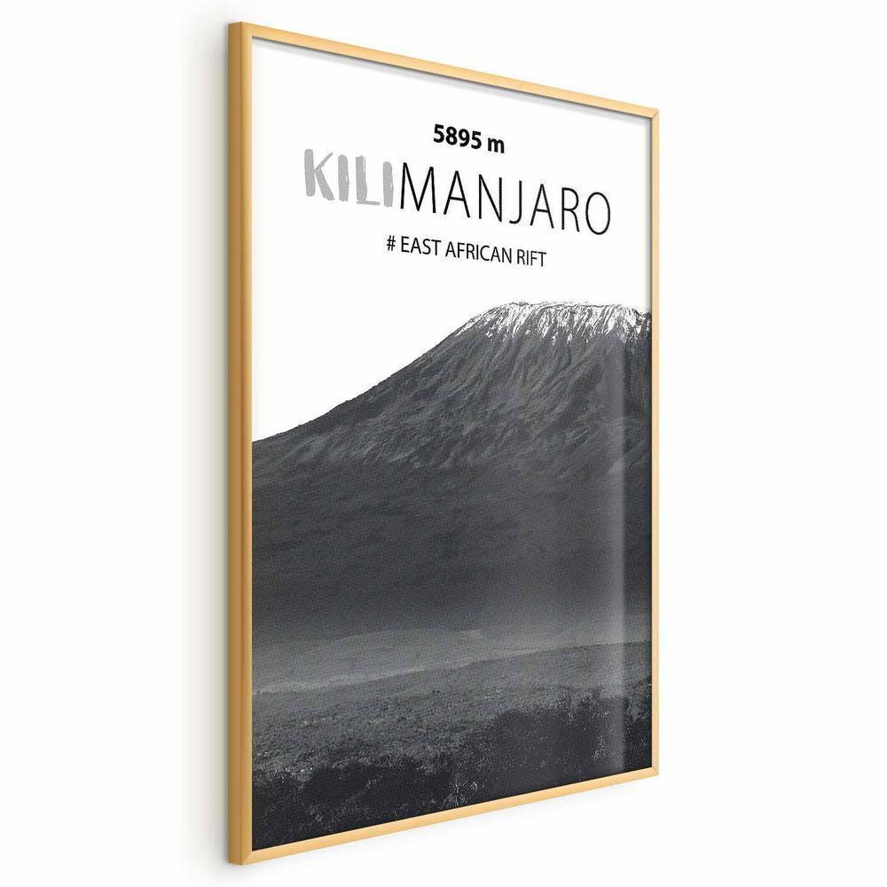 Plakat - Majestatyczny szczyt górski Kilimanjaro korona gór pejzaż górski