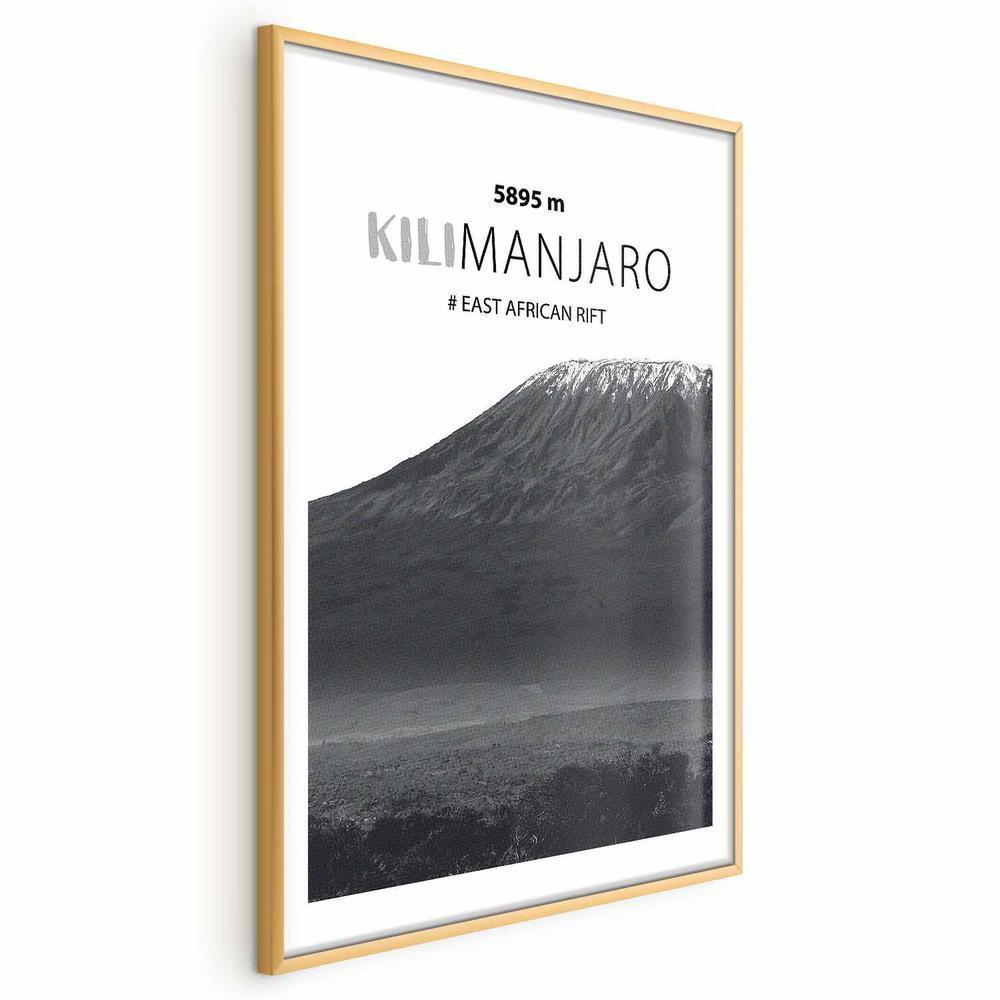 Plakat - Majestatyczny szczyt górski Kilimanjaro korona gór pejzaż górski